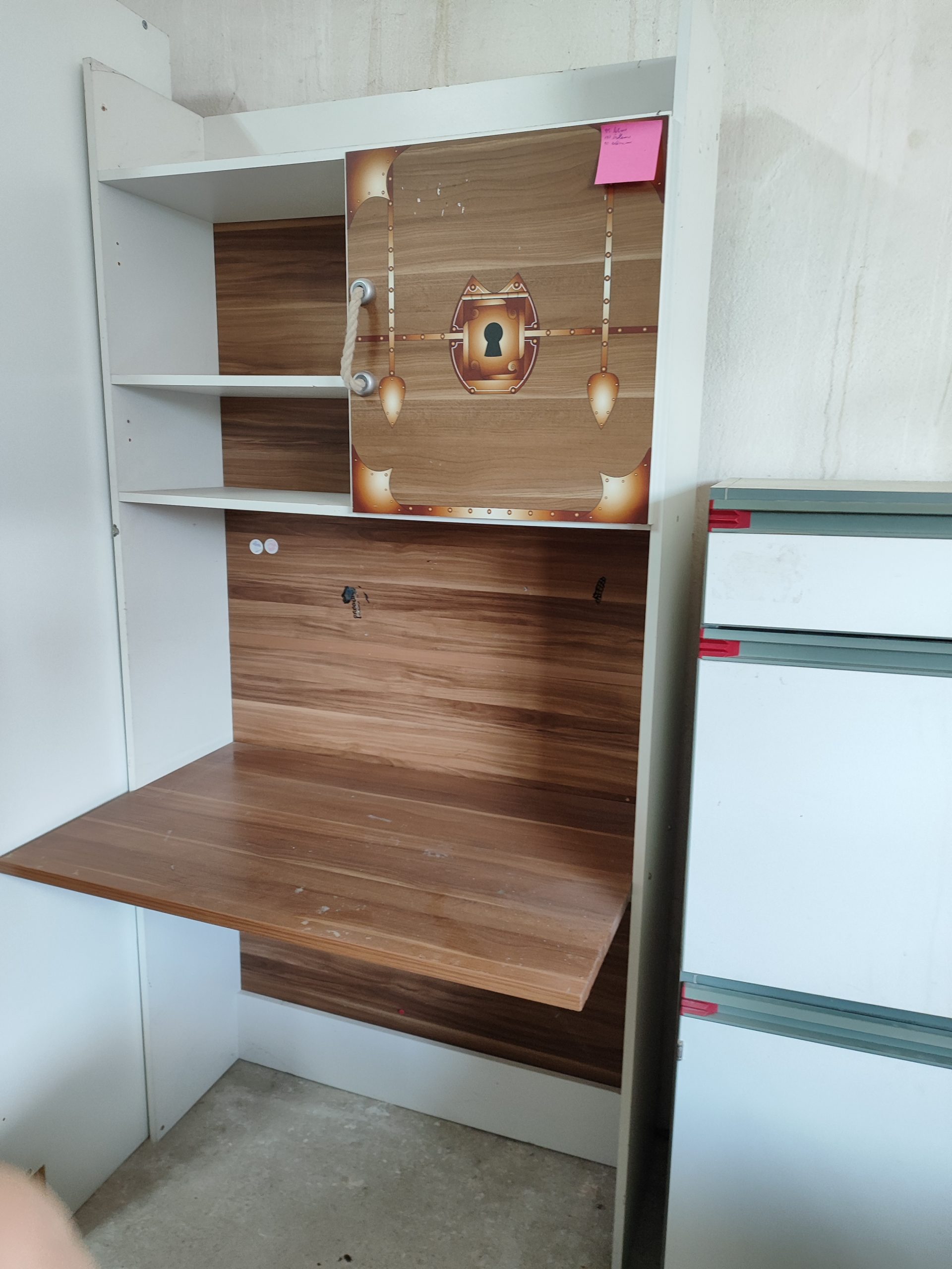 Birou cu spații de depozitare - Image 2