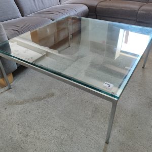 Masă de cafea modernă cu blat din sticlă